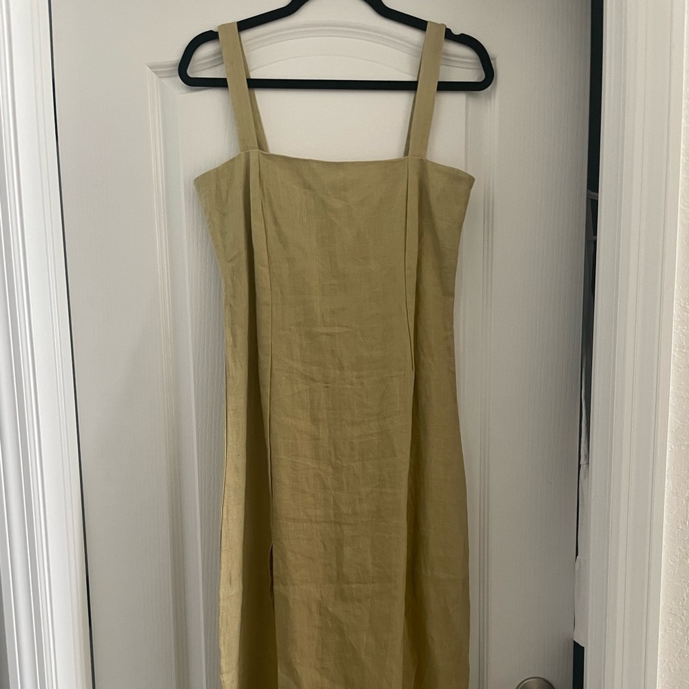 Never worn Zulu and Zephyr linen dress with slit